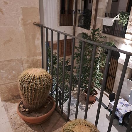 Syrakosia A Ortigia Villa Syracuse ภายนอก รูปภาพ