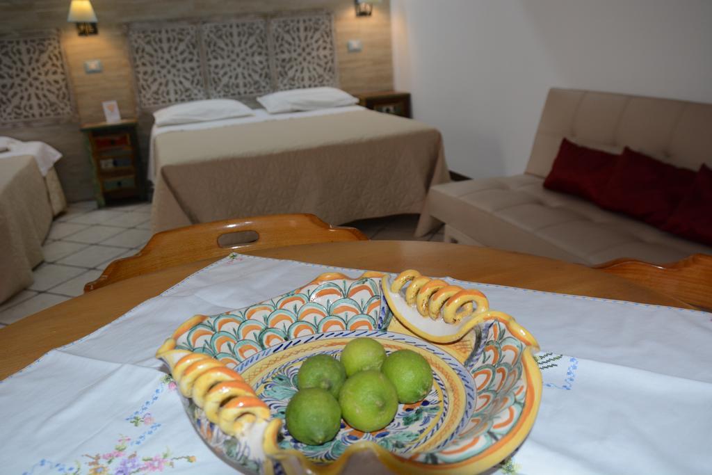 Syrakosia A Ortigia Villa Syracuse ภายนอก รูปภาพ