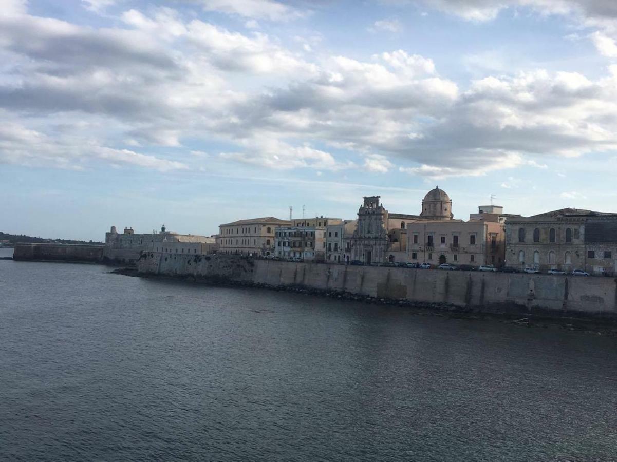 Syrakosia A Ortigia Villa Syracuse ภายนอก รูปภาพ